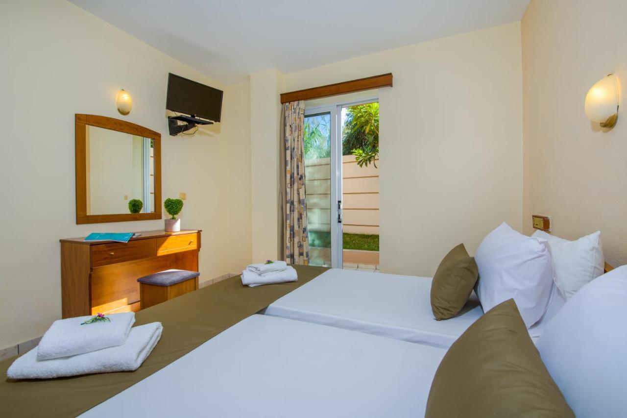 Dias Hotel Apartments Agia Marina Exterior foto