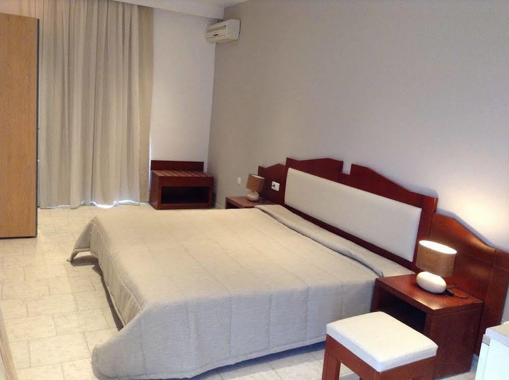 Dias Hotel Apartments Agia Marina Exterior foto